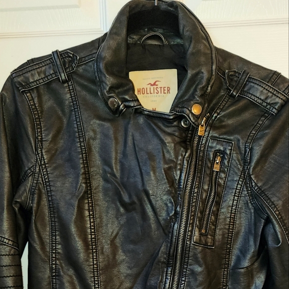 Hollister faux leather jacket in a women's size medium - Picture 2 of 4